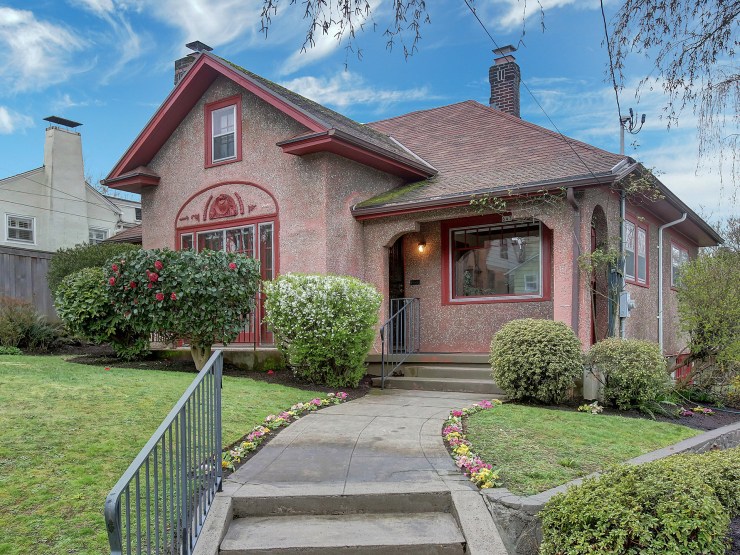 647 NE Laurelhurst Pl - Portland - 01